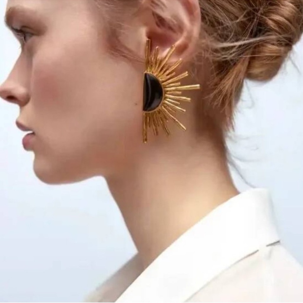 Sunrise Elevated Earrings 18k Gold Plated New
